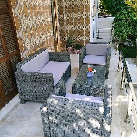 Konukevi Cleopatra's House 3*