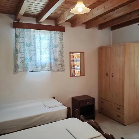 Cleopatra's House 3* Archangelos (Rhodes)