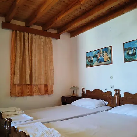 Cleopatra's House Gasthuis Archangelos (Rhodes)