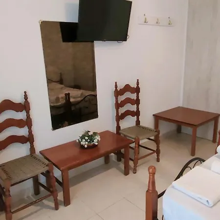 Cleopatra's House Pensión